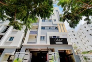 Collection O DLF CyberCity Hyderabad Formerly Key Suites