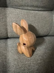 木製兔子擺設