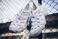 ASICS gel mai knit / US9.5