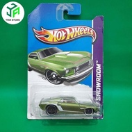 Hotwheels 69 ford mustang green