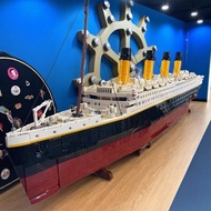1.35Large Grain New Titanic Cruise Ship Building Blocks High Difficulty Assembly Toy Compatible with
