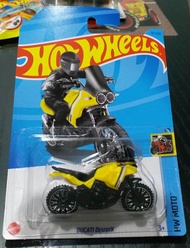 HOT WHEELS DUCATI DESERT X (YELLOW?