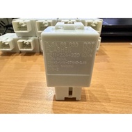 Turn signal Relay for Ford Ranger, Ford Everest, Ford Laser (GJ6A66830)