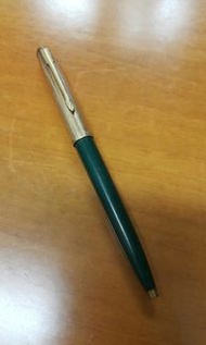 舊 英國製 包金 PARKER 派克 原子筆(筆芯墨已乾，筆插位有小鬆，介意勿買)（see settlement location frist）