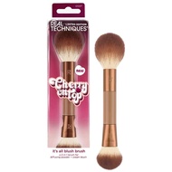 Real technique 2 in 1 brush cherry on top 2 Heads