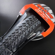 Maxxis Hot Shot 27.5 x 2.0 Tubeless Ready MTB Folding Tire