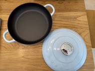 SMEG 琺瑯鑄鐵淺底鍋 26m 未用過