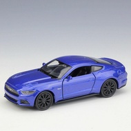 Welly 1/36 Ford Mustang GT Alloy Car Model