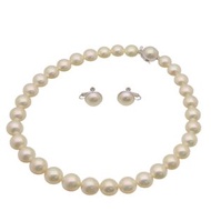 成色極佳的 Tasaki Mabe 珍珠項鍊和耳環套裝，14K 白金 (K14WG) 材質，尺寸 12mm-14.5mm。 Mabe 珍珠。 Tasaki Pearls，2025 年。 [二手]