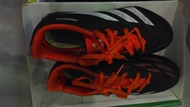 Adidas Predator 足球鞋