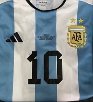Adidas 阿根廷國家隊 Messi 10 號球衣 連對賽日期臂章 球迷版XL size