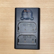 Battpro OM BLX-1 雙槽相機電池充電器