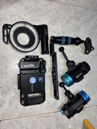 Weefine 潛水手機殼連補光燈套裝 WFH02防水殼 4000及6000 閃燈各一枝 ring light 3000 齊出