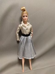 Barbie 's clothes
