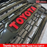 กระจังหน้า Revo 2020 2021 2022 2023 ลาย Thunda  Toyota  สีแดง สำหรับรุ่นใหม่ล่าสุด