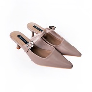 Seira - Glory Heels รองเท้าส้นสูง 2 นิ้ว หัวแหลม อะไหล่โลหะรูปดอกไม้ สีเงิน