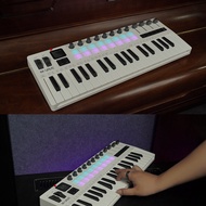 M-VAVE SMK-37 PRO 37 คีย์ USB MIDI Controller พร้อม 16 RGB Pads และ 8 ปุ่มรองรับการทํางานของซอฟต์แวร