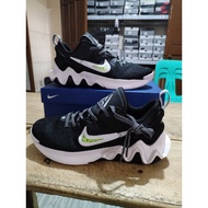 Giannis black white oem