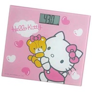 【Hello Kitty】電子體重計紅/粉Hello Kitty電子體重計HW-319R要維持身材不走樣，最簡單的方法就是要善用小幫手這時候只需要一台體重計就可以辦到囉!!這款體重計擁有大型數字顯示，清晰易讀每天測量，除了能維持漂亮的身材之外更可以嚴格掌控體重，保持身體健康記得為您每一天的體重把關，身體健康從小部份做起哦
