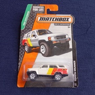 PUTIH Diecast Matchbox Mbx Explorers Toyota 4Runner White