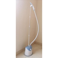 Philips GC 482 Standing Steam Iron GC482/25