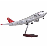 Metal Airplane Model 1:160 Northwest Airlines Boeing B747 (NWA B747)