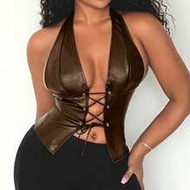 Club Faux Leather เสื้อครอปเซ็กซี่สไตล์ตะวันตก คอ halter ผูกเชือกด้านหน้า สำหรับวันหยุดพักผ่อน ชายหา