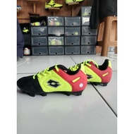 Lotto kids/junior football boots