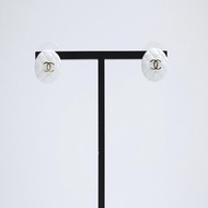 Chanel 19C 樹枝白色CC Logo耳針耳環