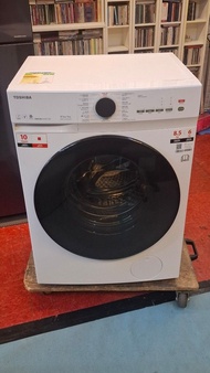 僅購入數月 TOSHIBA wi-fi智能變頻二合一洗衣乾衣機