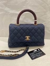 Chanel small coco handle  紅色蜥蜴皮柄配深藍色金扣