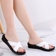 ผู้หญิงฤดูร้อนหนังแท้รองเท้าแตะสามารถสวมใส่ด้านนอกแบนลื่นบวกขนาดรองเท้าแตะทนทาน