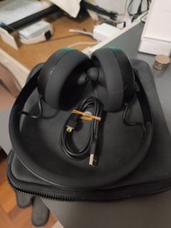 Nura 降噪耳機連收納袋