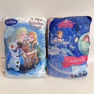 NEW Disney Frozen Pillow Fabric Book 迪士尼枕頭布書抱枕冰雪奇緣艾莎親子睡前故事