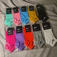 🇲🇾🔥 Ready Stock🔥Unisex Nike Color Socks Men And Women Stocking Nike Sport Nike Sock Ankle Socks Shor