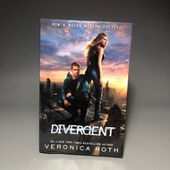 Divergent (English Novel)