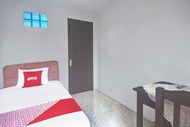 OYO 92041 Hotel Borneo