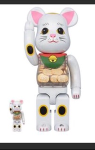 收Bearbrick 小判白 400%+100%  全新/拆檢/拆擺  收藏用 Pm價錢&圖