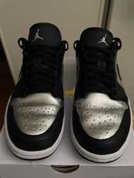 Nike air Jordan 1 low se 黑銀配色