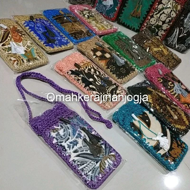 tas hp batik , tas rajut batik