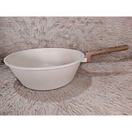 SURPLUS Korean Nonstick wok/pot ,induction