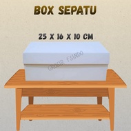 Shoe Box Cardboard CHECK OUT WITH SHOES NOT FOR RETAIL SALE/ White Shoe Box Box Size (21.5x15x9cm) (