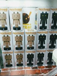 日本直送景品 貓耳紙箱人 紙盒人阿楞Nyanboard Cat in Danboard Sensor Light 感應座枱燈