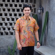 KEMEJA Men's Short-Sleeved Batik Shirt Made of Fabric satin with Lining ak103