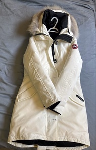 Canada Goose 白色羽絨外套