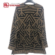 เสื้อสเวตเตอร์ลายลูกพีแคนจาก FENDI