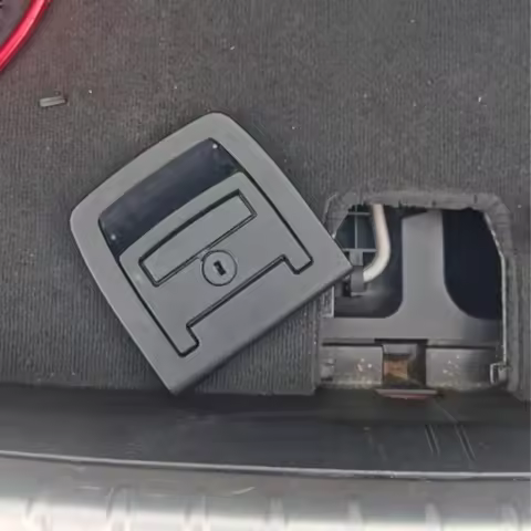 New For BMW X5 E70 X6 E71 2006 - 2013 Rear Trunk Mat Carpet Handle Floor Carpet Luggage Comp Handle