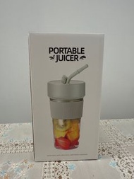 PORTABLE JUICER 手提充電攪拌杯（全新）