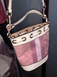 COACH Mini Dempsey Bucket Bag In Signature Jacquard With Stripe And Coach Patch 手袋 包包