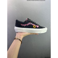 Vans Classics Knu Skool Casual Shoes